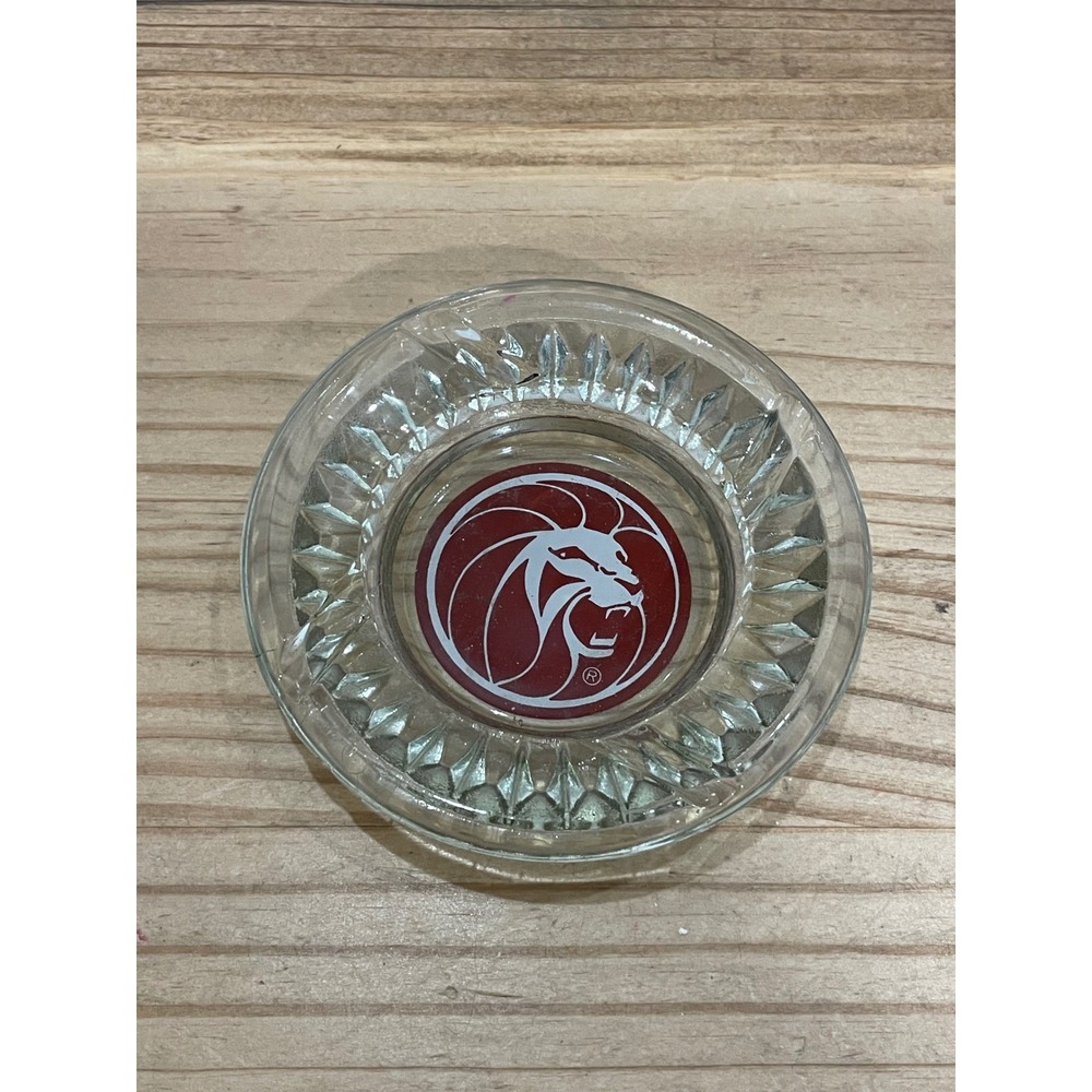 Vintage MGM Grand Hotel Casino Lion Glass Ashtray Las Vegas Nevada Memorabilia